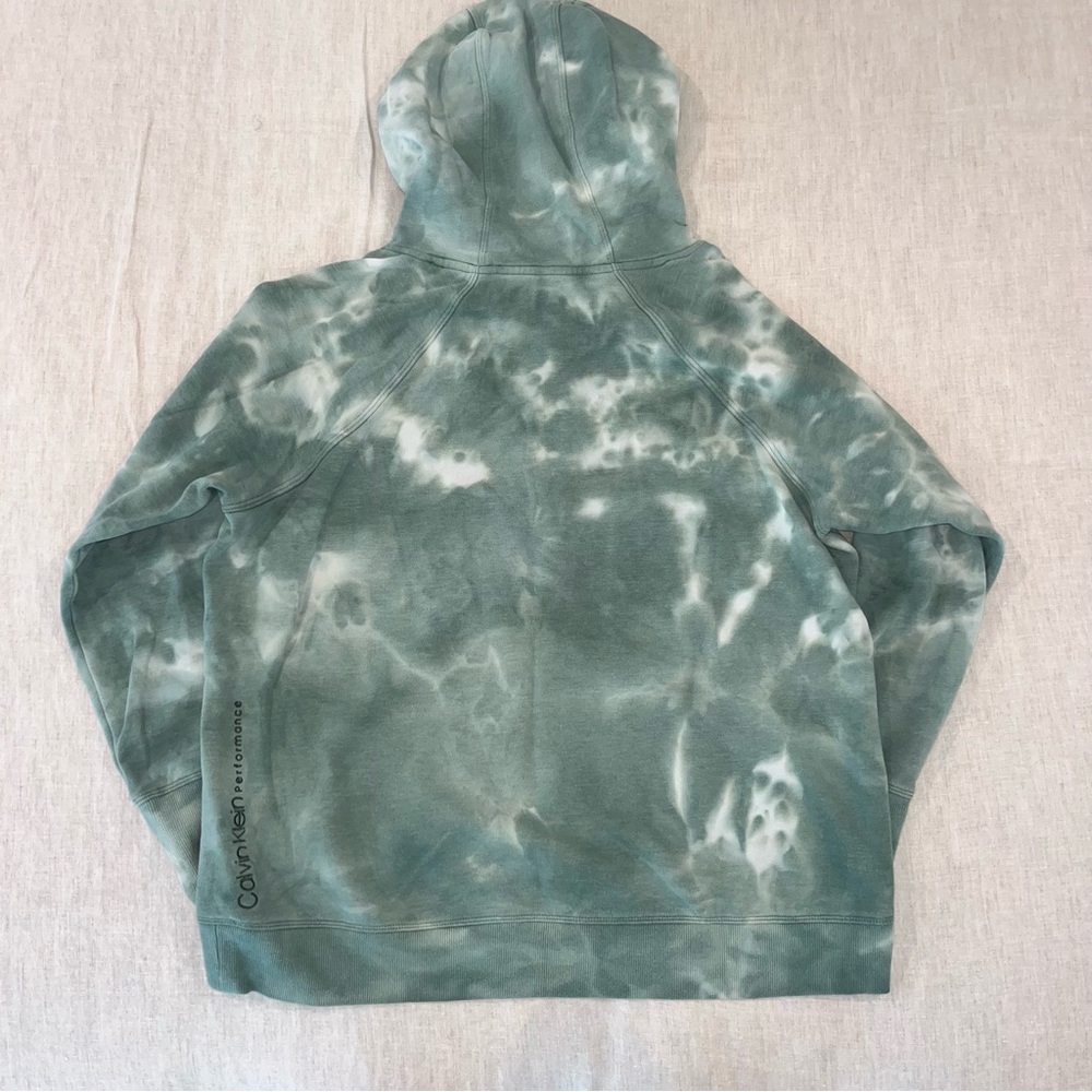 Calvin Klein Performance Sweatshirt - Picture 2 of 5